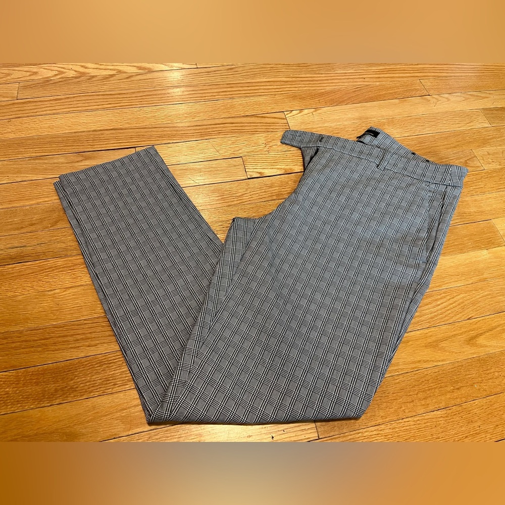 NWOT- Dalia white & black slim straight leg Dress Pants, women’s size 12